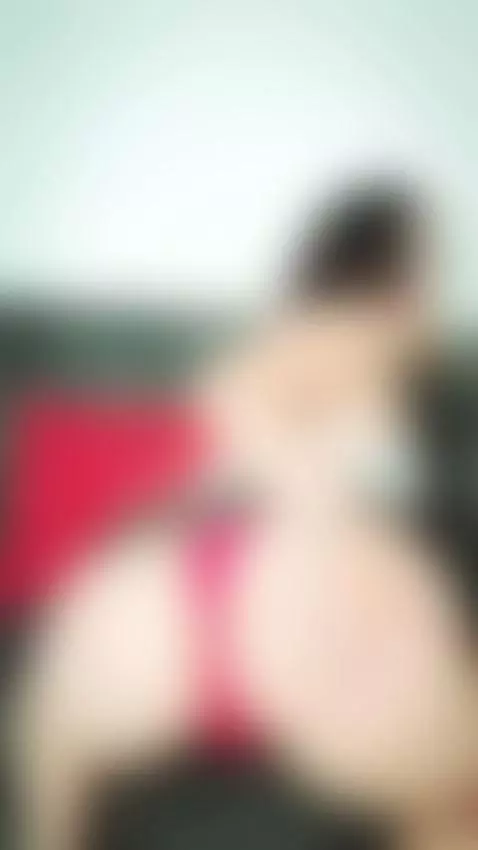 Your look is lost in my body by roxanecarterr