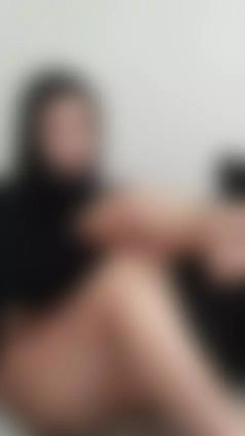 My body wants you and I can't stop imagining where I'll put ... by roxanecarterr