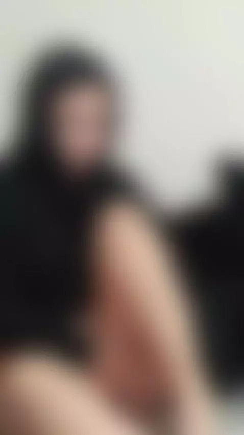 My body wants you and I can't stop imagining where I'll put ... by roxanecarterr