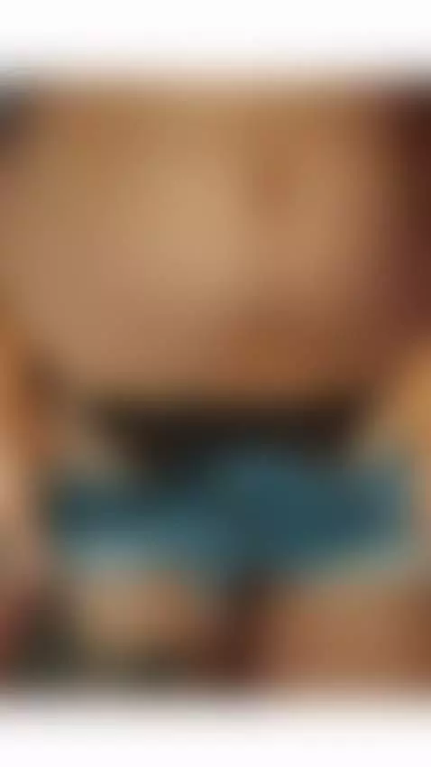 Today my long legs walk directly to your desire ... by roxanecarterr