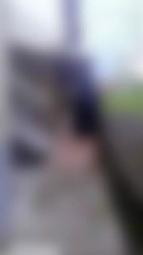 A perfect and mischievous view by roxanecarterr