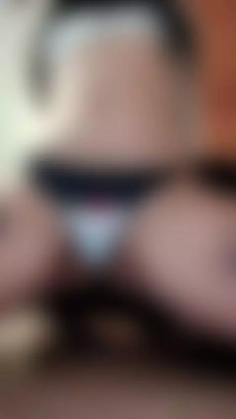 Your temptation is just a step away. by roxanecarterr