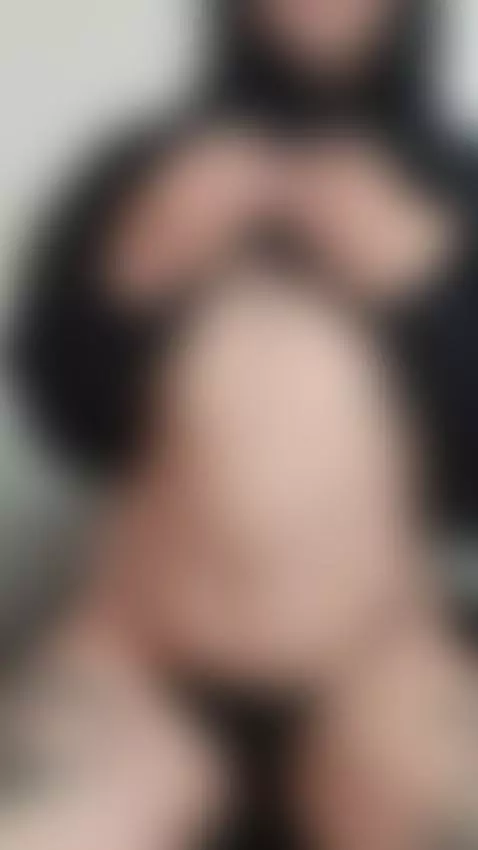 My body burns for you by roxanecarterr