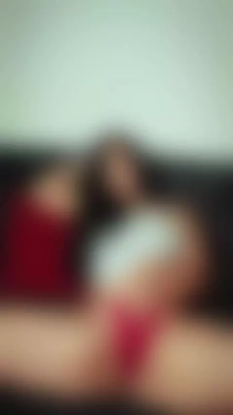 I'm very naughty, come and have fun with me. by roxanecarterr