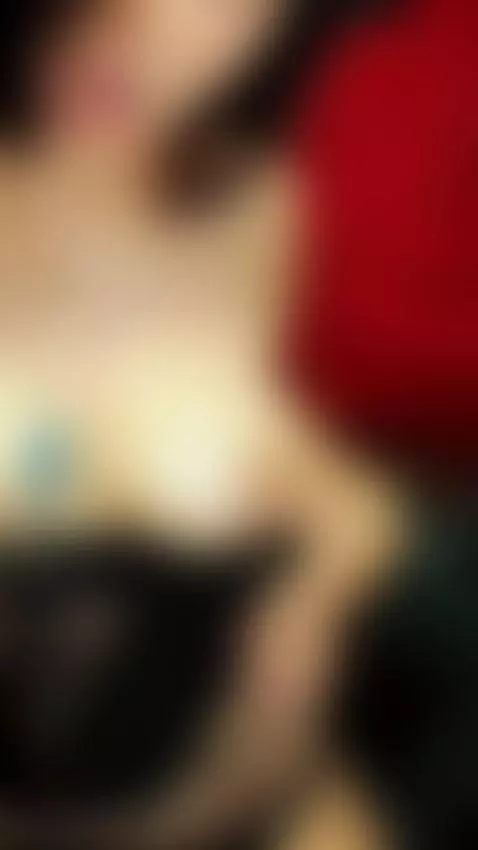 I'm naughty, hot, and I just want you to enjoy how I touch m... by roxanecarterr