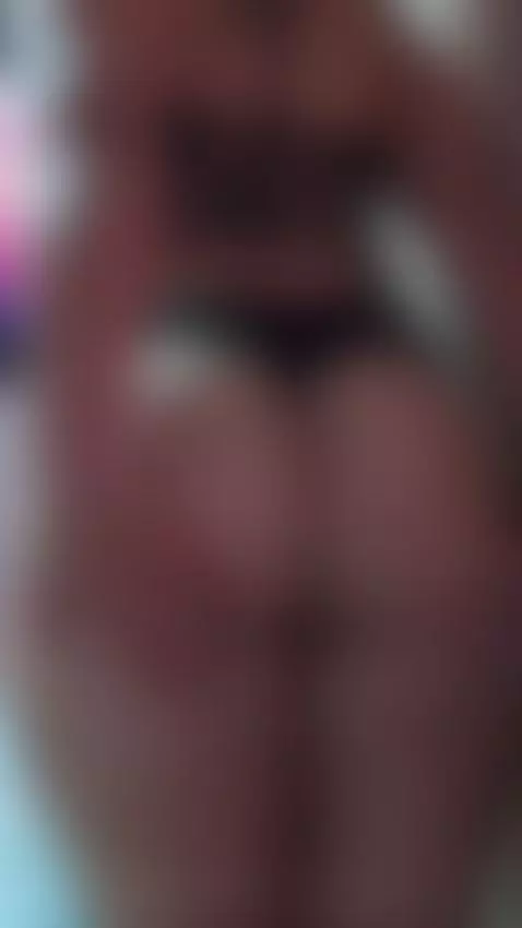 My body is burning and ready to please you. by roxanecarterr