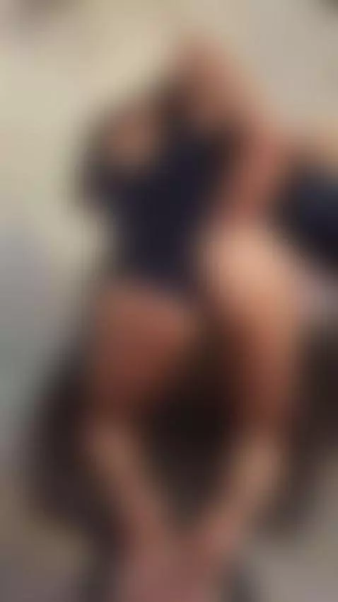 Touch me and get to the limit by kendalsexxx