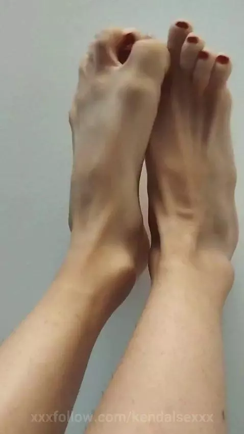 My feet ... Source of pleasure by kendalsexxx