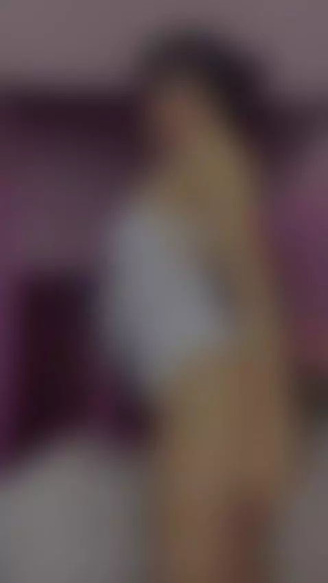 Mmm, my pussy is really hot. Do you want to touch it? by kloee-brown