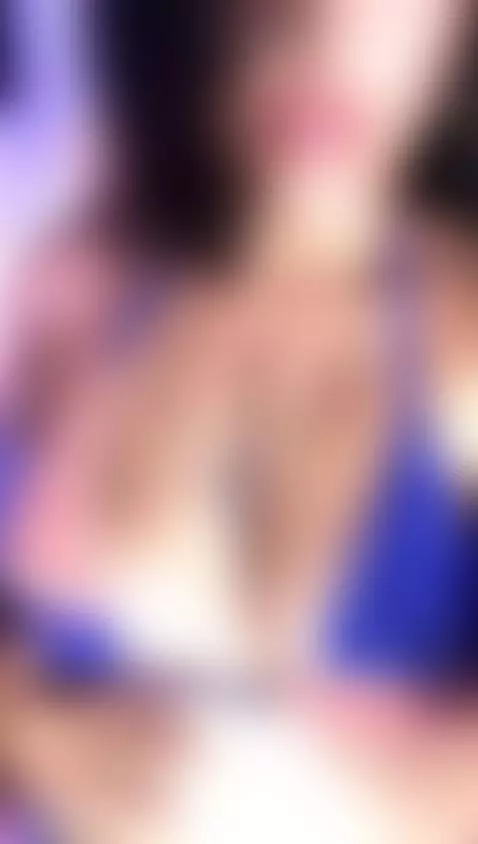 Sexy girl causing everyone ..!! by kristinwall