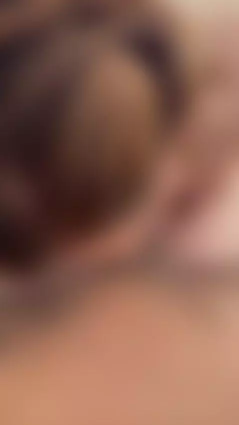 Hey babes 💋 Live at 8:00 p.m. (Colombia time) for some hot p... by dapnhesmith