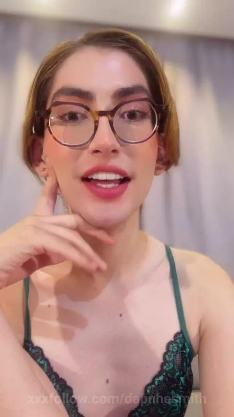 Hey babes 💋 Live at 8:00 p.m. (Colombia time) for some hot p... by dapnhesmith