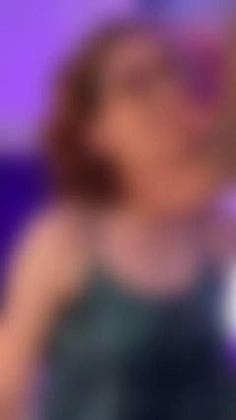 American boys, I’m your Latina dream 🇺🇸🔥 by dapnhesmith