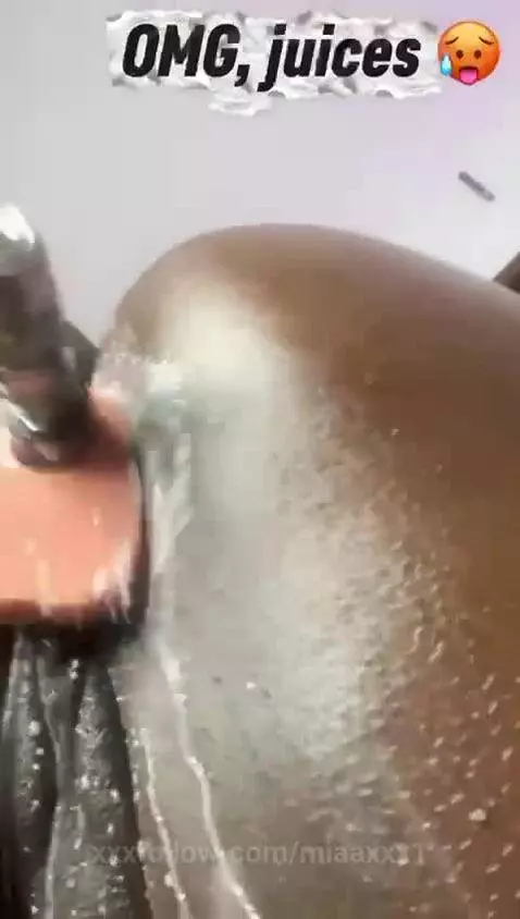 i think i did a mess in your faces 😈💦 by miaaxxx1