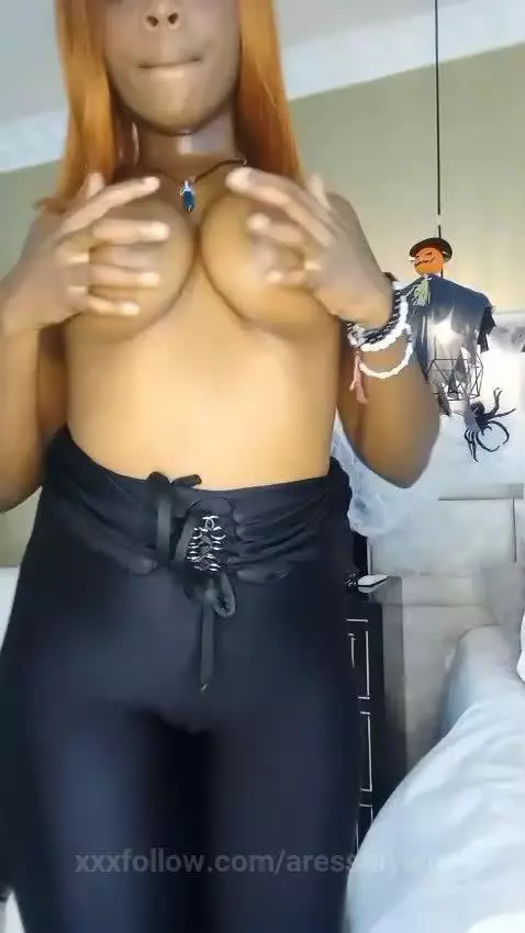 Video by aresstaylorr