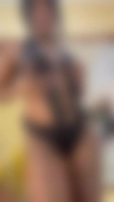 My body remembers what yours made it feel. by aresstaylorr