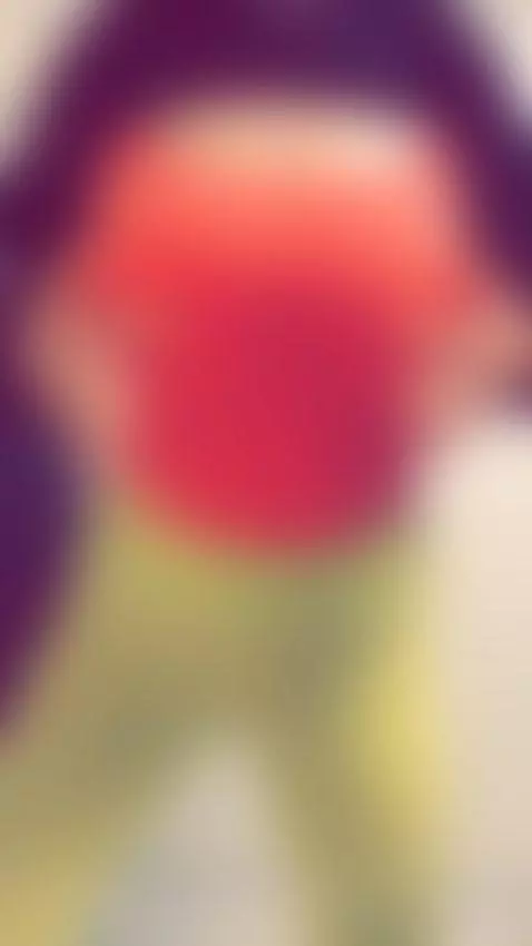 jiggly big round titties by virtualkittenprincess