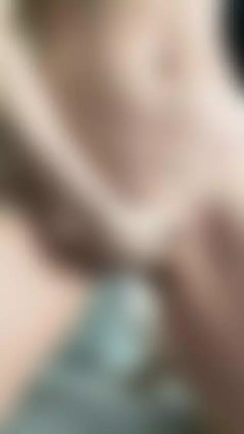 It’s hitting the perfect spot, click to see me shake by gabrielladeville