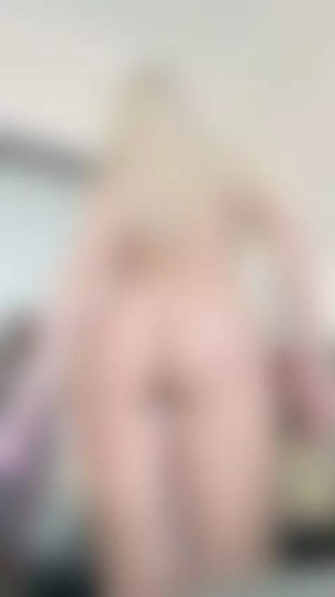 It’s throbbing inside me, see how I react by gabrielladeville