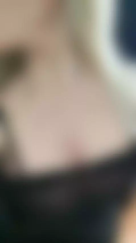 My body is shaking uncontrollably, click to see why by gabrielladeville