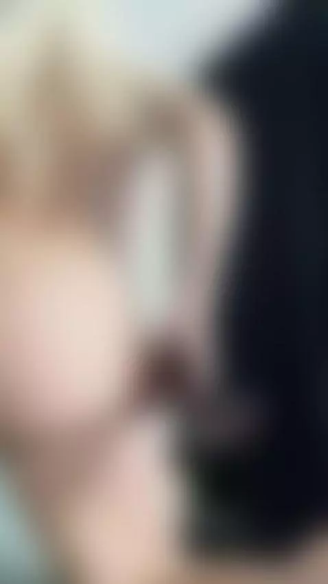 It's stretching me open, click to see how much by gabrielladeville