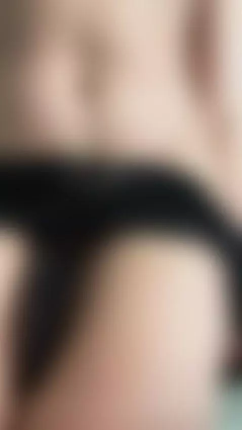 I can feel it deep in my stomach, click to see how far it go... by gabrielladeville