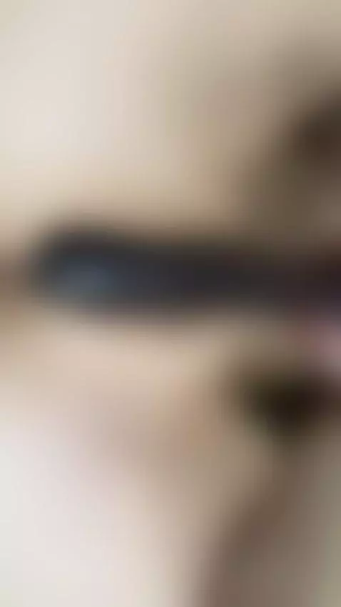 I can’t stop shaking, click to see why by gabrielladeville