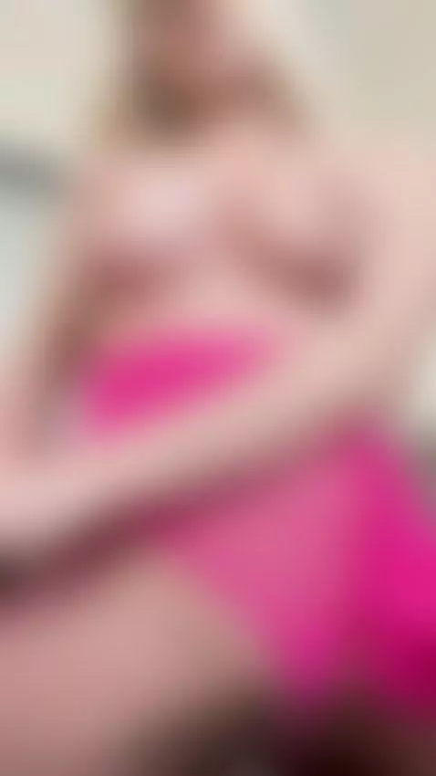 I can’t stop shaking, click to see why by gabrielladeville