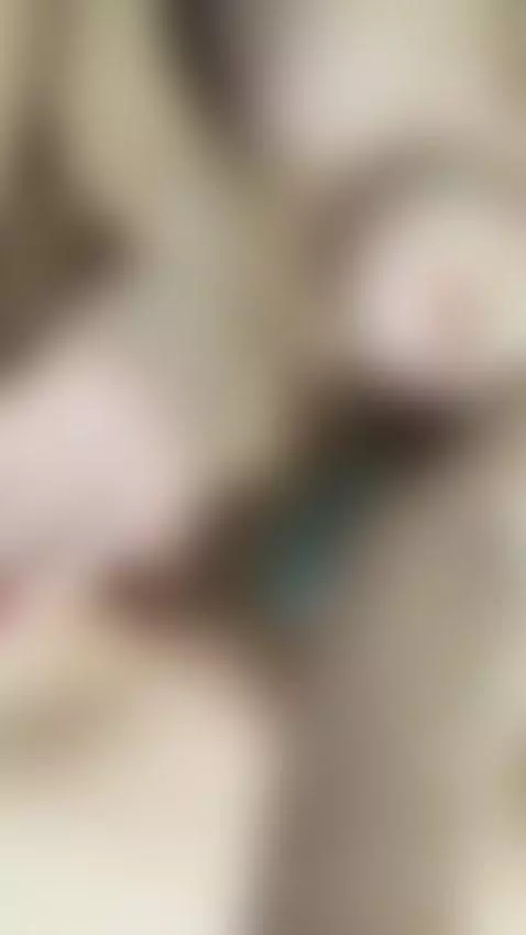 My back is arching, click to see why by gabrielladeville