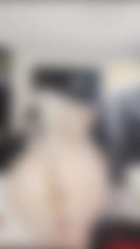 Come  closer to my asshole🔥 by gabrielamejiaa