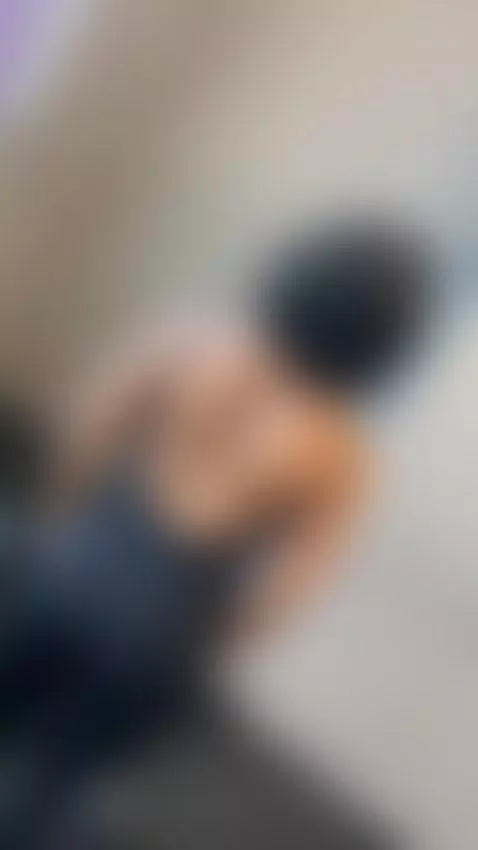 💪💪 by thaisdreams