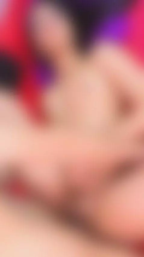 Roommate seduced and fucked by charlottericcardi