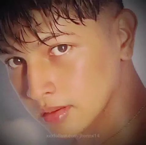 Quieres ver como le saco la leche a estos hombres calientes?... by jhonnx14