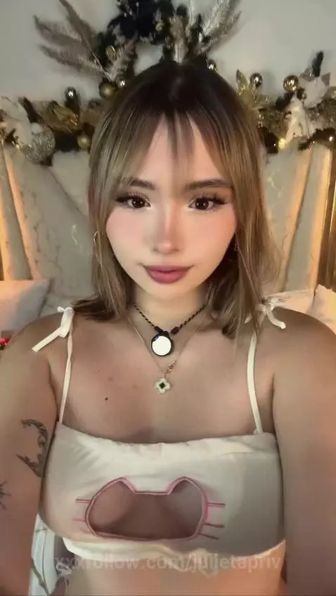 Online  https://es.stripchat.com/Julieta_priv by julietapriv