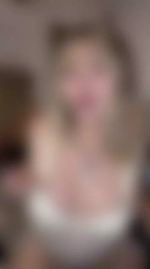 I want to get on top of you by julietapriv