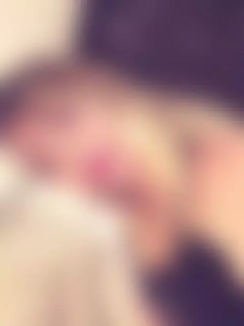 Hot vibes and shared secrets... 🕯️💋 https://chaturbate.com/j... by julietapriv