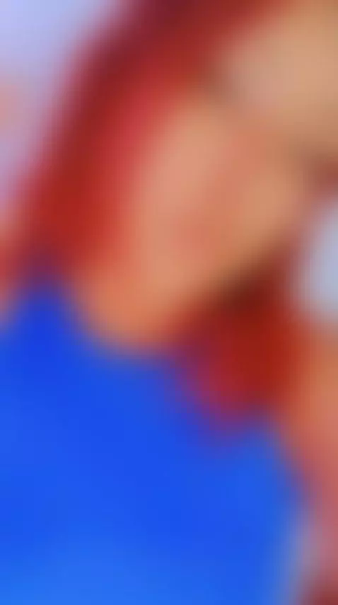 I wait for you in my room by blear-sexx1