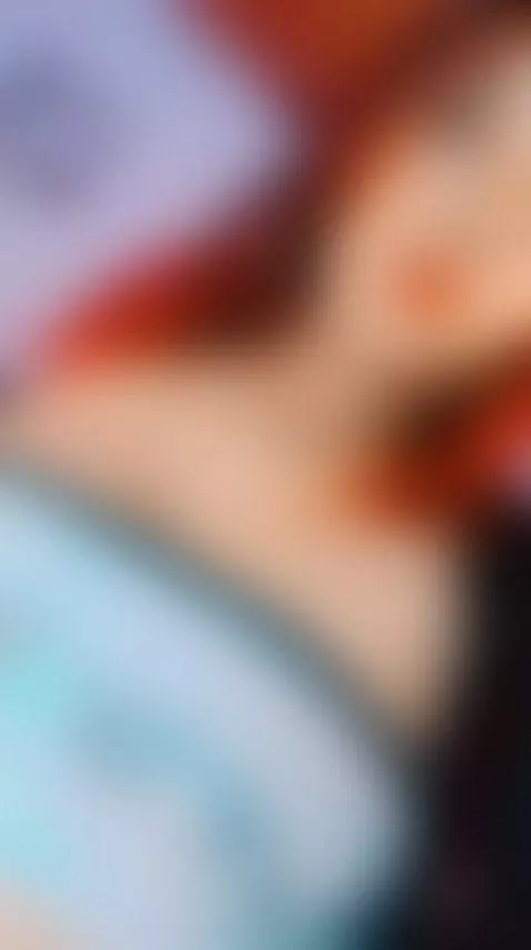 Play with me ... but be careful, I love winning 😉 by blear-sexx1