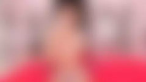 Come and put your rich cock between my tits and give me your... by effyjames