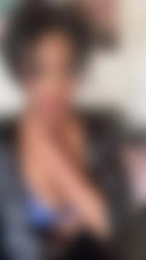 I'm not shy, but I don't talk to myself 😌 by adarasmit