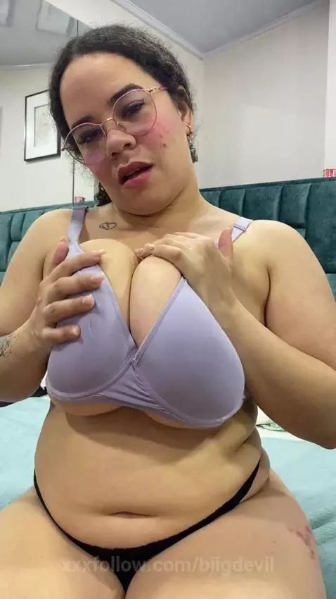 Te espero en mi sala todas las mañanas by biigdevil