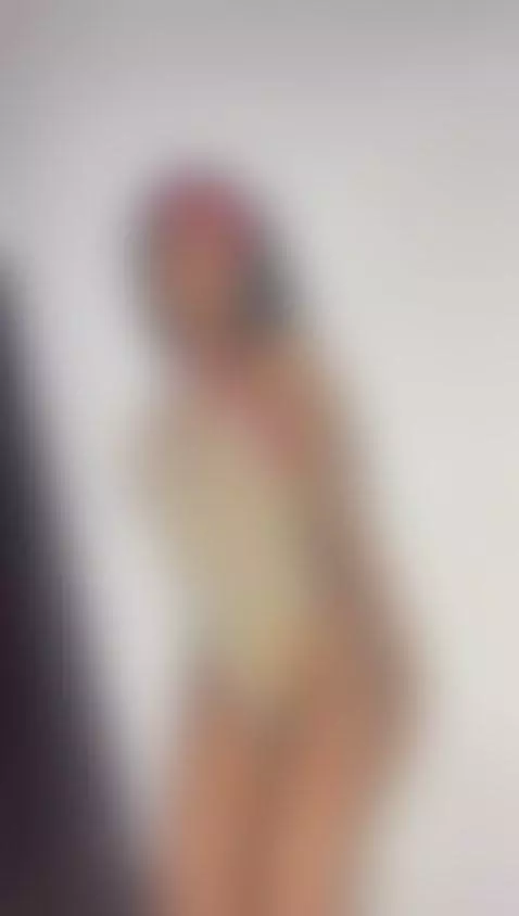 My fuckmachine is hungry... want to see it in action? by annybrannd