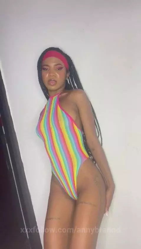 My fuckmachine is hungry... want to see it in action? by annybrannd