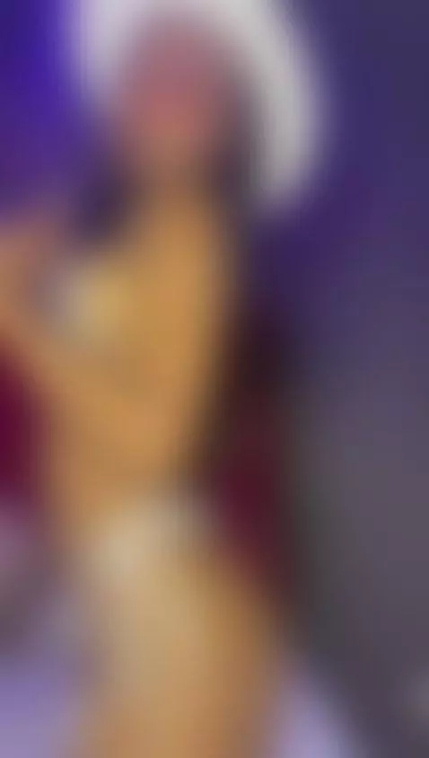 Hey love I am live baby🔥 by annybrannd