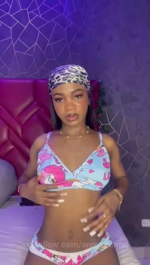 Hey Love I am Live now!! by annybrannd