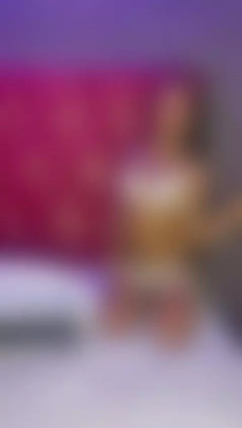 ⋆｡°𝐒𝐤𝐢𝐧𝐧𝐲 𝐞𝐛𝐨𝐧𝐲 𝐠𝐢𝐫𝐥 ⋆｡°¡𝐎𝐧𝐥𝐢𝐧𝐞 𝐧𝐨𝐰! by annybrannd