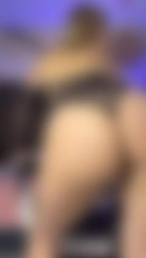 In 4 and please sound 🤤 by natashaa-black