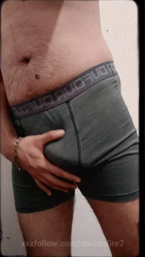 Me pongo durito 💦🔥 by soulonfire7