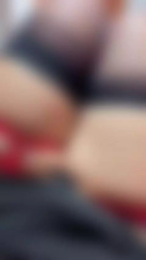 🤭🤭 by natalia04