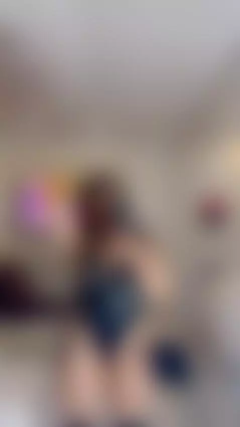 Let's talk tonight, I'm all alone and I'd love your company ... by natalia04